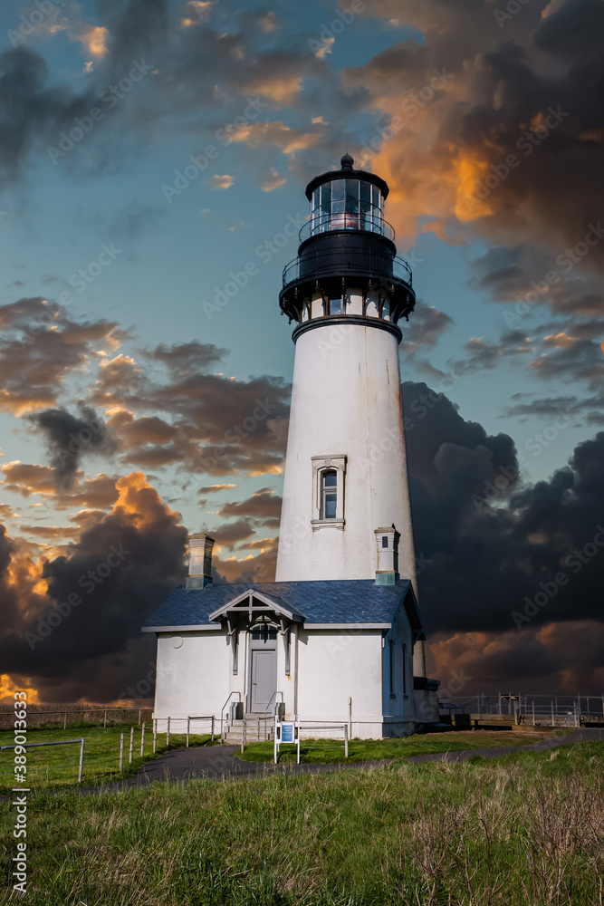 Lighthouses of the Pacific Coast of the United States. Yaquina Head Lighthouse