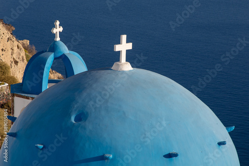 Grèce, Les Cyclades, île de Santorin (Thera ou Thira), village d'Oia photo