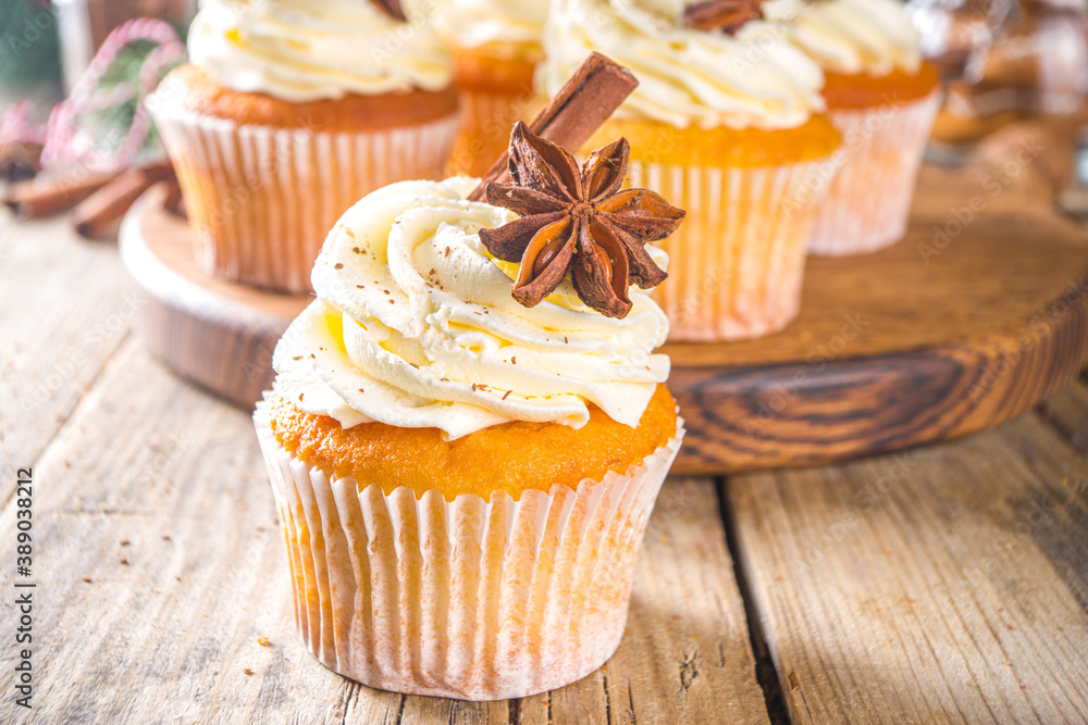 Fotografie Christmas Eggnog Cupcakes