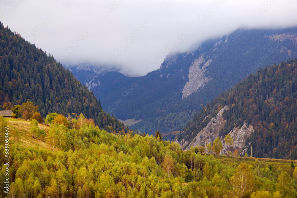 Fototapeta premium Alpine landscape of Bucegi Mountains, Romania, Europe