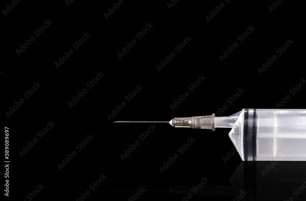 medical syringe, needle-focused injection, macro photography, spot focus medical syringe, needle-focused injection, macro photography, spot focus