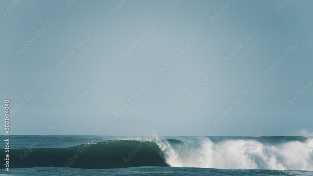 Fototapeta premium Big waves on the Atlantic Coast France 
