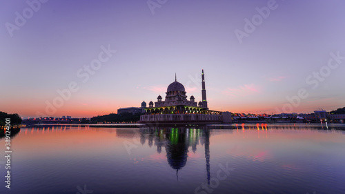 Canvas Print Masjid Putra & Prime Minister Office, Putrajaya with sunrise scenery on early