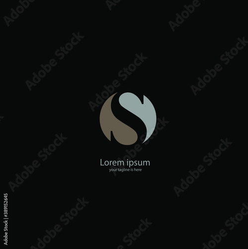 the simple elegant logo of letter s with white background