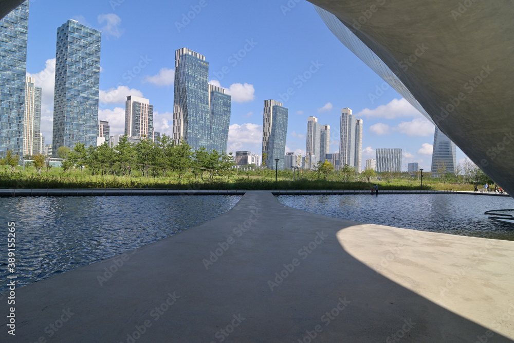 Naklejka premium 韓国の計画都市：松島新都市（New Songdo City）