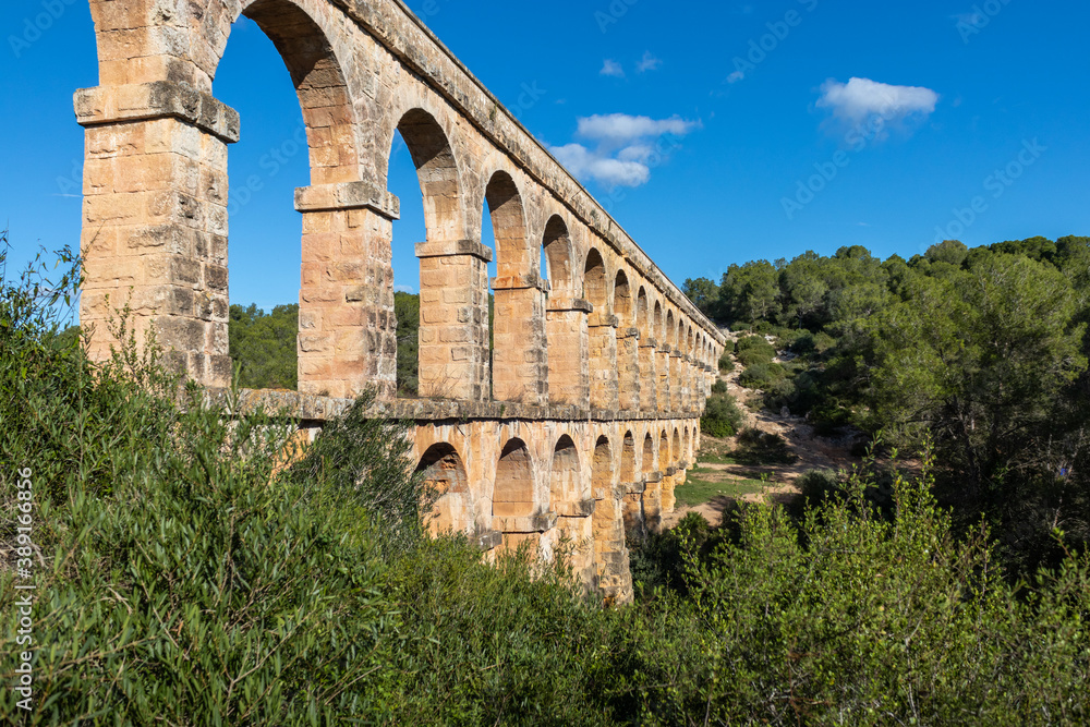 Devil's Bridge (Pont del diable), Roman aqueduct built to supply water to the ancient city of Tarraco from the Francolí river. UNESCO's World Heritage Site since 2000. Tarragona, Catalonia, Spain