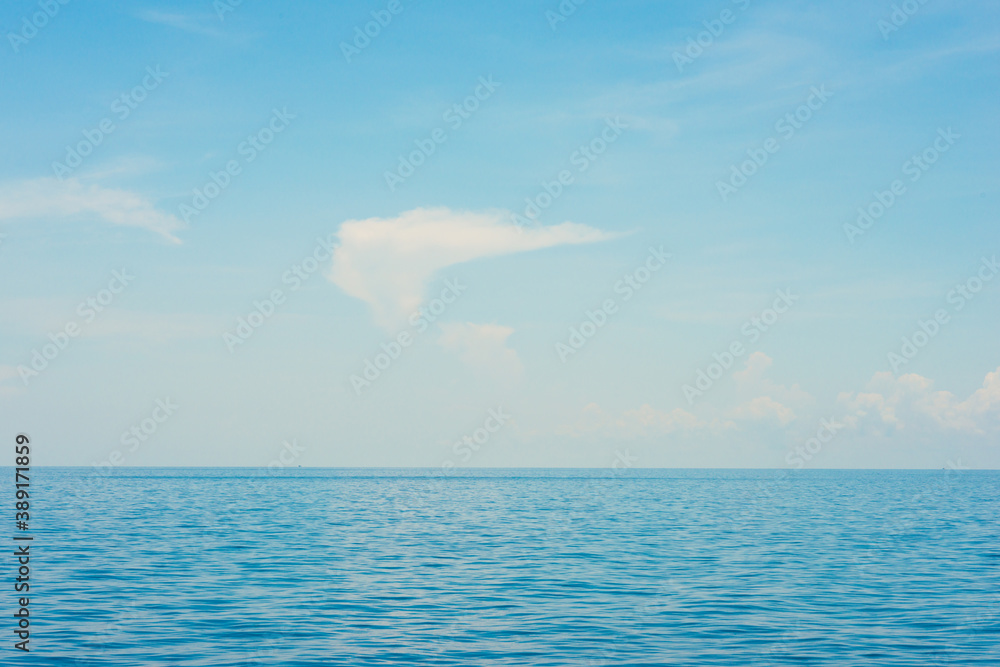 Horizon of sea bay and blue sky cloud