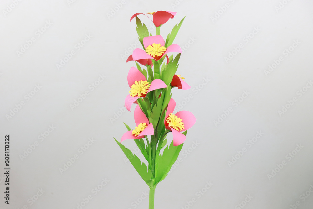 Handmade Flower Vase - Beautiful Flowers - Pink Flower Plant Handmade Flower Vase - Beautiful Flowers - Pink Flower Plant