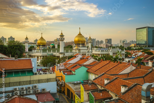 Canvas Print arab street and sultan masjid at night, singapore