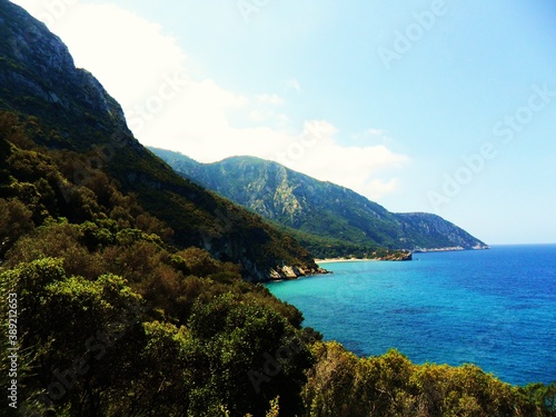 Fototapeta The turquoise ocean and paradise beaches of the greek island of Samos in the Aeg