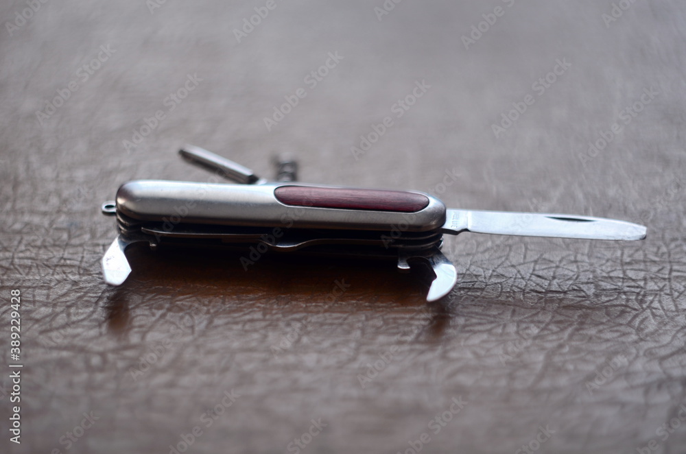 Photo of small multifunctional knife Photo of small multifunctional knife