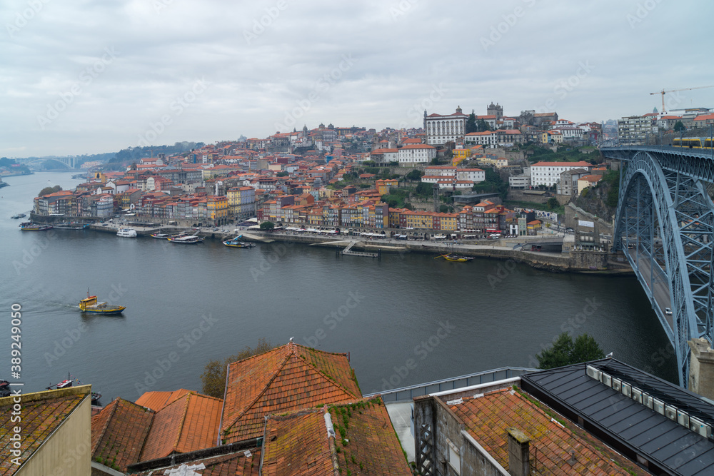 Dom Luis iron bridge crossing the Douro river in Porto, Portugal