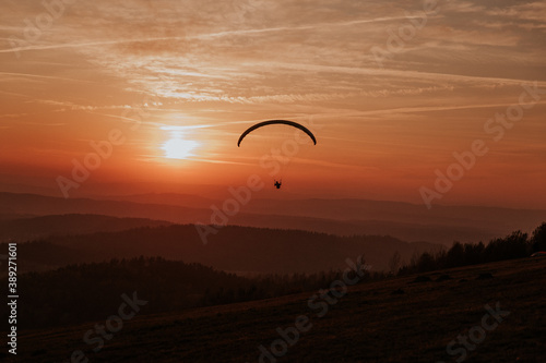 paralotnia, sport, nauka, zachód słońca, góry photo