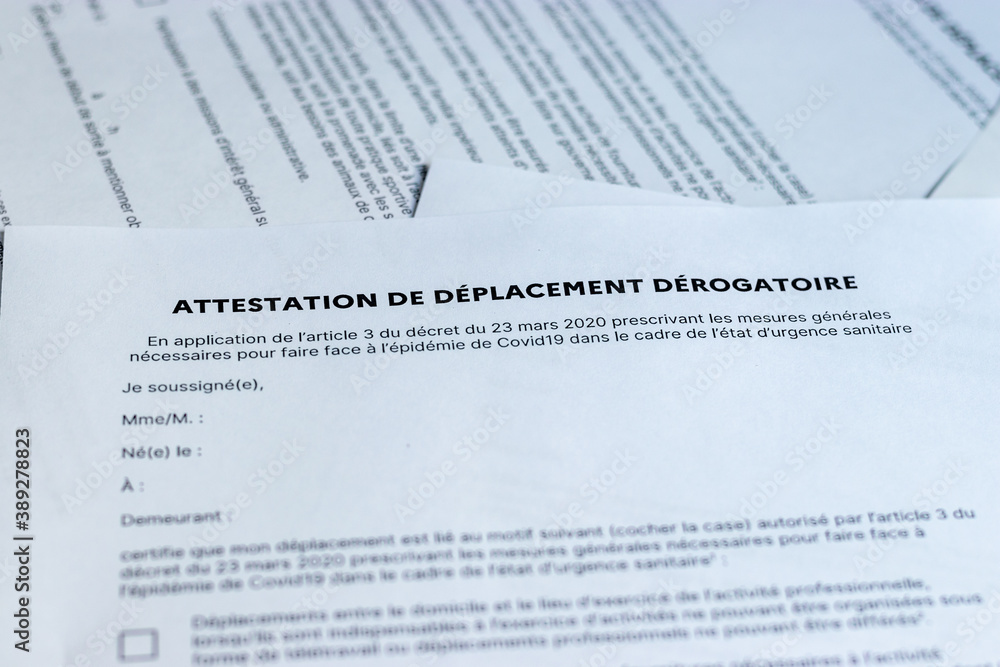 Obraz premium Attestation de déplacement dérogatoire