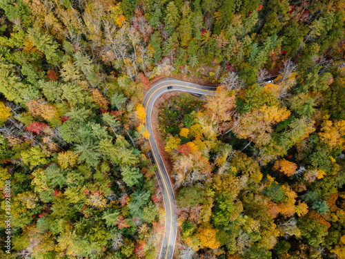 Obraz na płótnie Aerial View of the Tail of the Dragon road near the Tennessee and North Carolina
