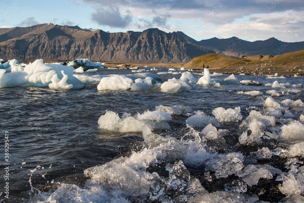 JOKULSARLÓN, ICELAND - SEPTEMBER 20, 2018: Jökulsárlón is a large glacial lake at the head of Breiðamerkurjökull glacier. It is the deepest lake in Iceland (284m). Part of Vatnajökull National Park.