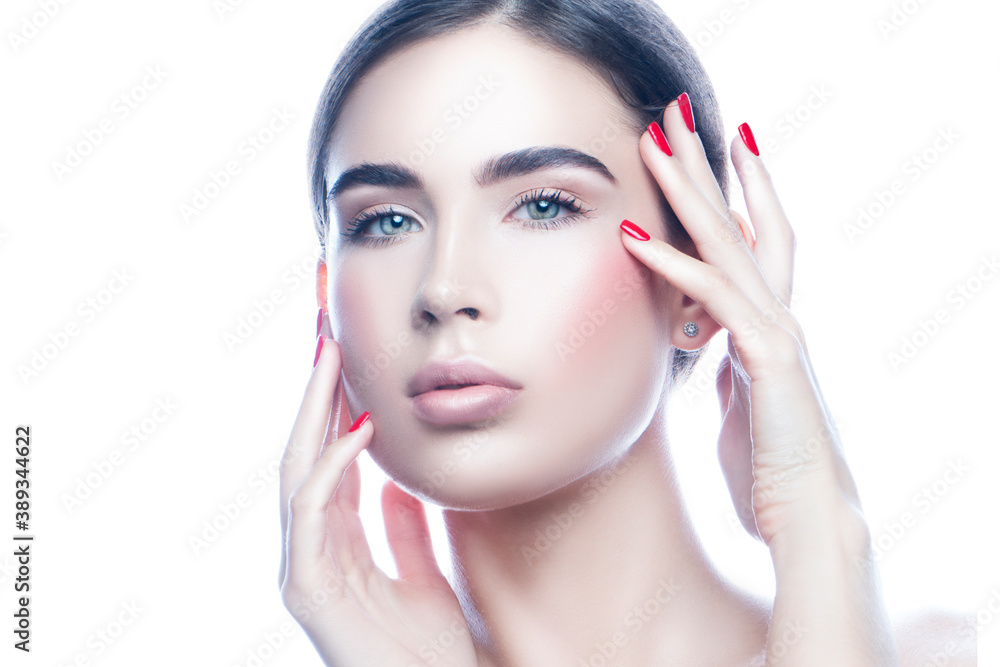 Beauty face of young model woman with healthy skin, nude make up