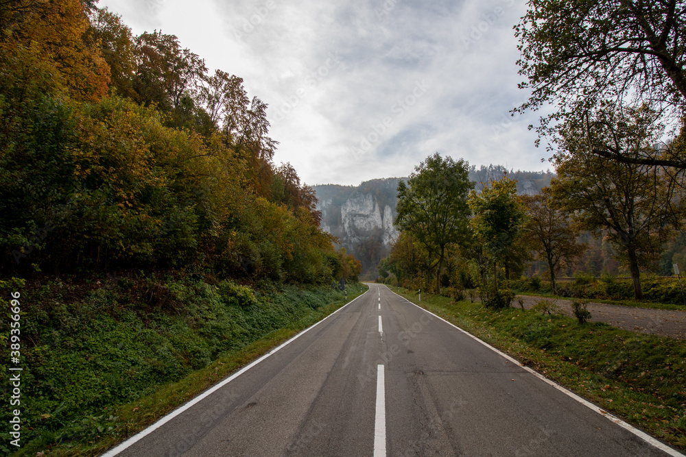 Das wunderschöne Donautal im Herbst Das wunderschöne Donautal im Herbst