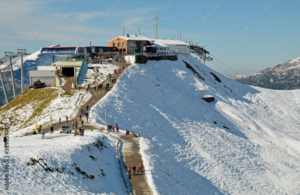 schnee im kleinwalsertal