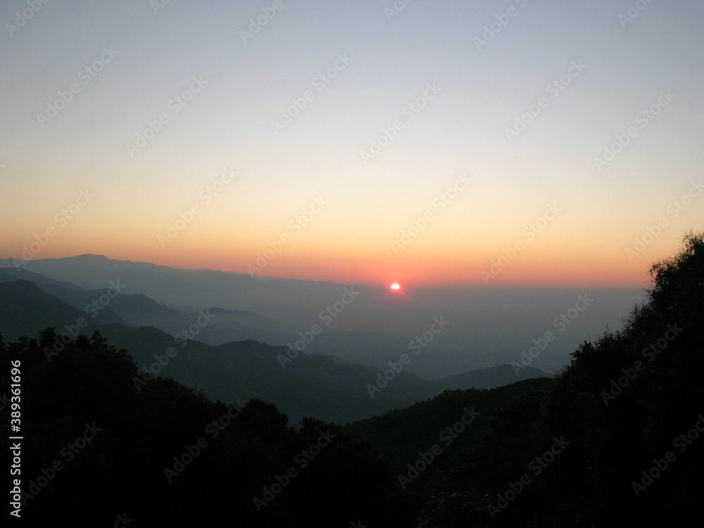 A panoramic view of sunrise looks mesmerizing as seen from Kaffer in Kalimpong. This is the most popular tourist destination in North Bengal where they throng here to capture the glimpses of sunrise.