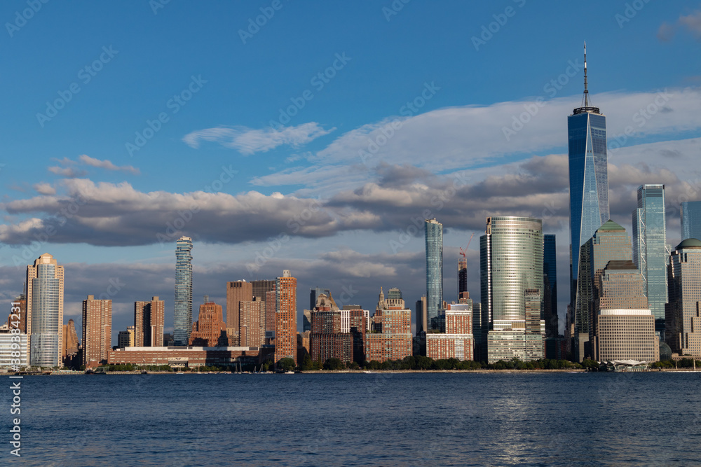 Fototapeta premium Tribeca and Lower Manhattan Skyline along the Hudson River in New York City