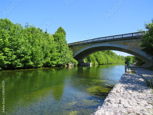 Bridge over the somme canal at Frossy