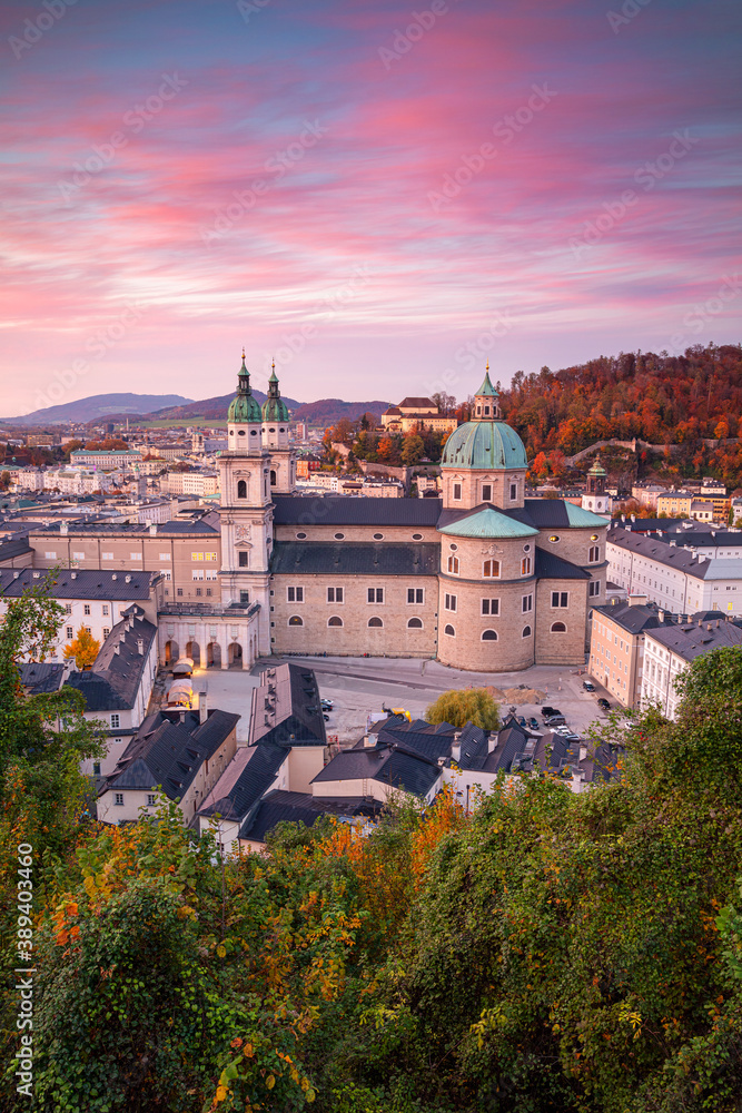Fototapeta premium Salzburg, Austria. Cityscape image of the Salzburg, Austria with Salzburg Cathedral during autumn sunset.