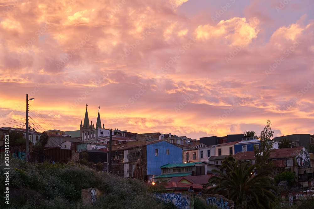 view on the sub urban city scape of valparaiso in chile with moody sunst in the sky_1