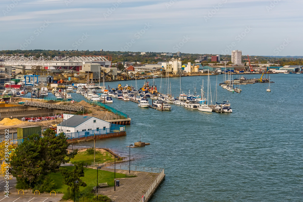 A view from the Itchen Bridge up the left bank of the River Itchen in Southampton, UK in Autumn