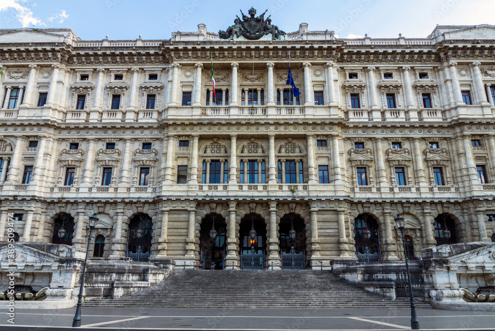 Obraz premium Architecture shot of the supreme court building in rome, italy. Palace of Justice. High court.