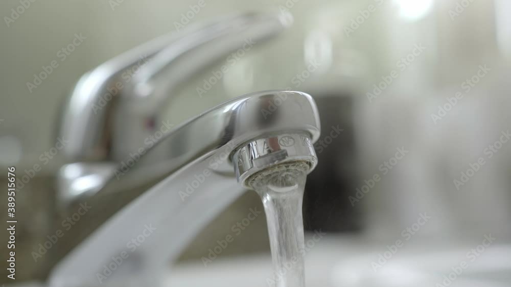 Washing Hands with liquid Soap 10 Washing Hands with liquid Soap 10