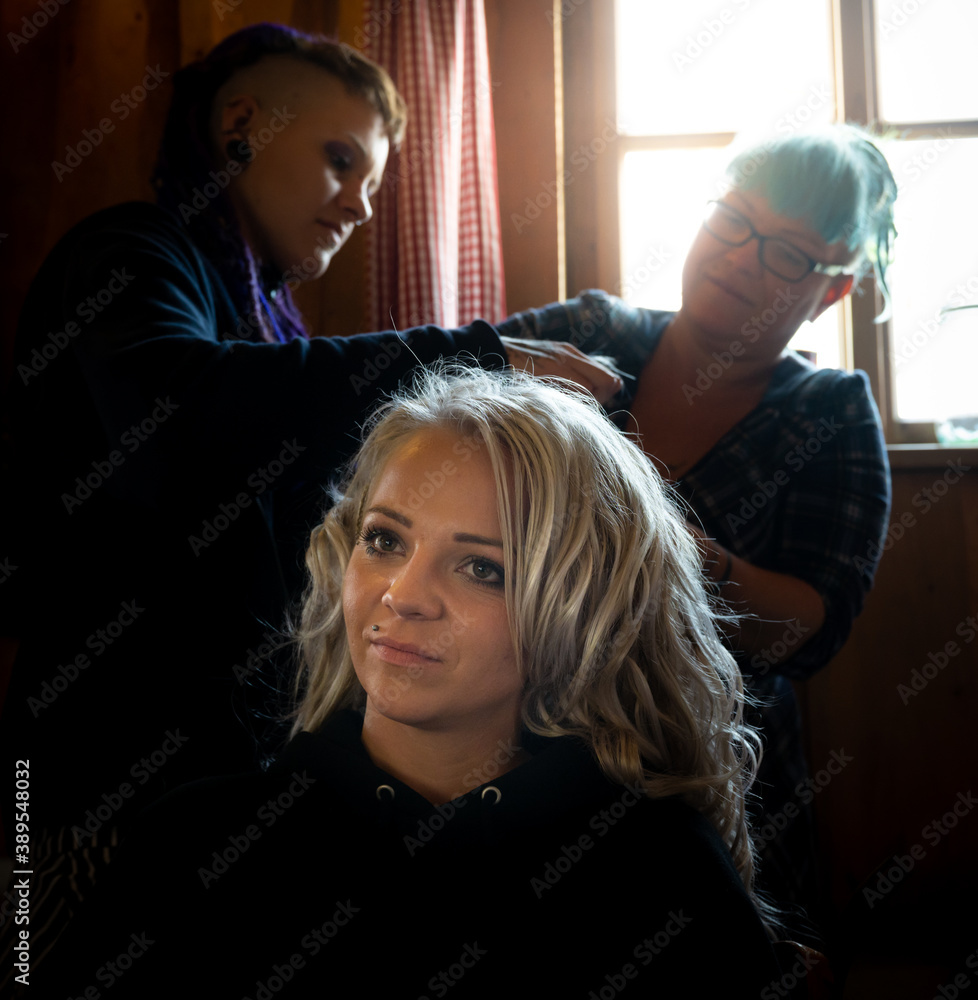 Naklejka premium Hairstyling at home