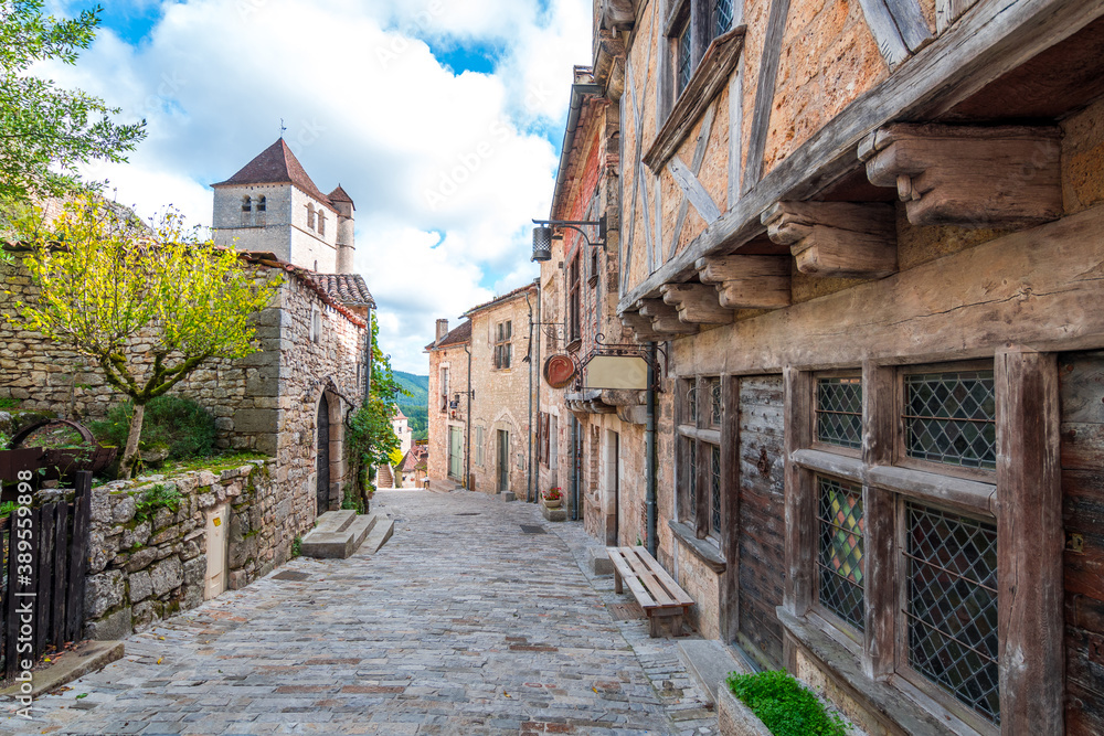 beautiful street of saint cirq lapopie medieval town, France