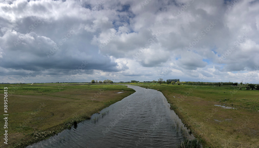 Fototapeta premium Cloudy scenery around Wilsum