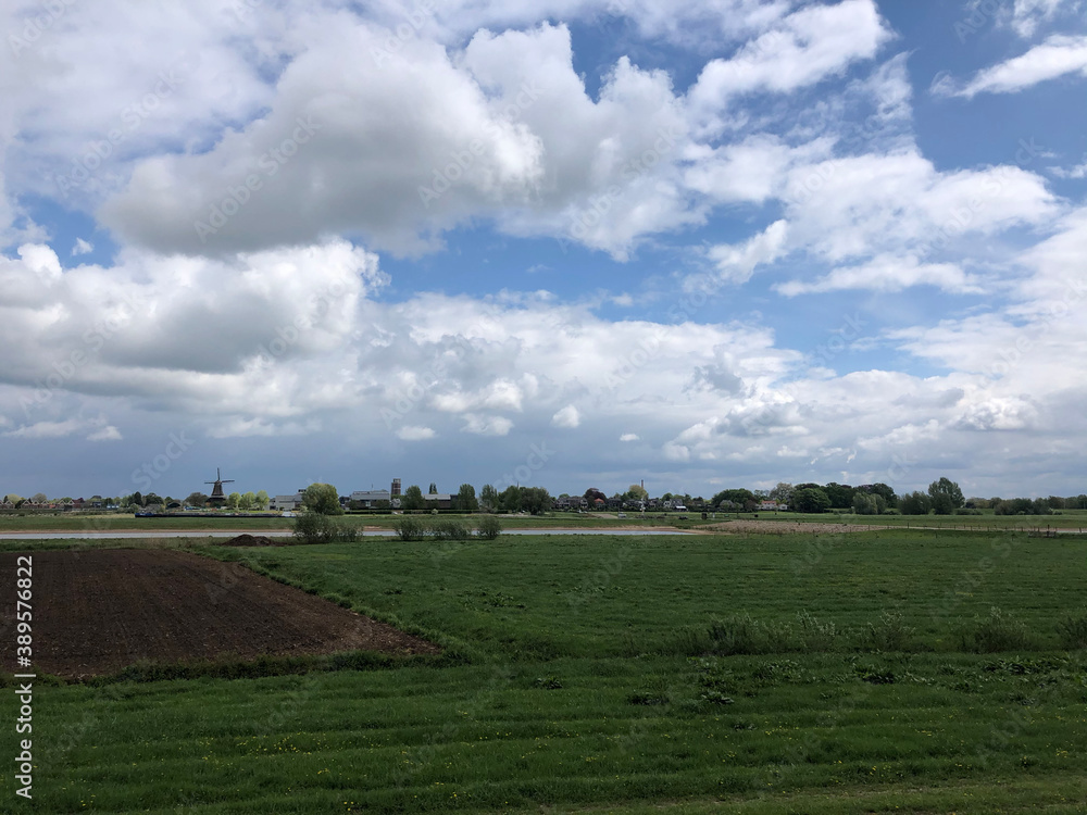 Naklejka premium Cloudy scenery around Welsum