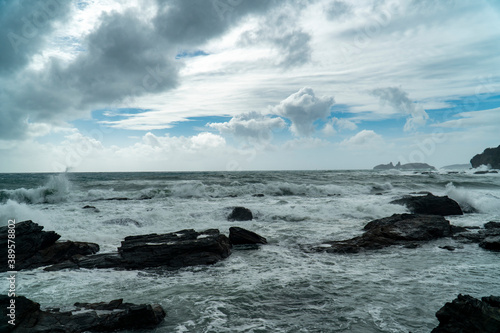 長崎県長崎市 弁天白浜 台風通過後の荒れた海