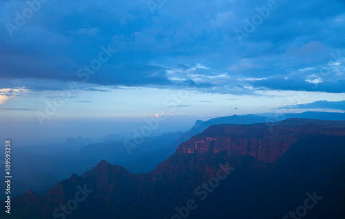 Parque Nacional Monta  as Simien  Etiopia  Africa