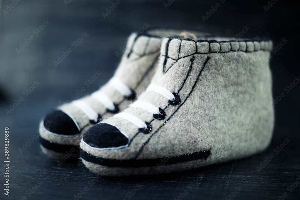 Slippers made of wool,embroidered by the method of felting Slippers made of wool,embroidered by the method of felting