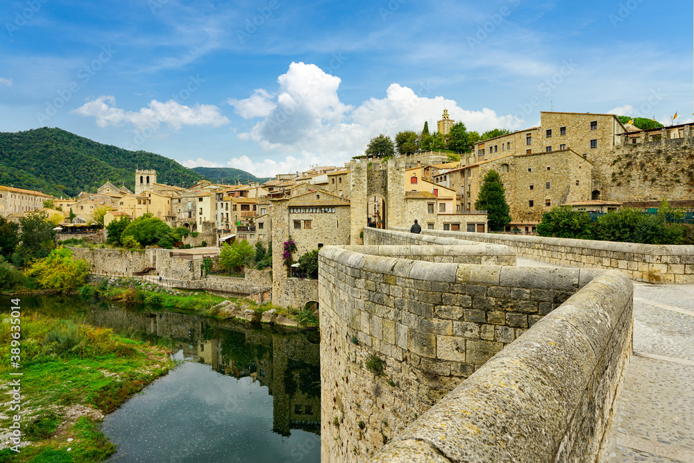 Pont fortificat in Besalu, Catalunya, Spain