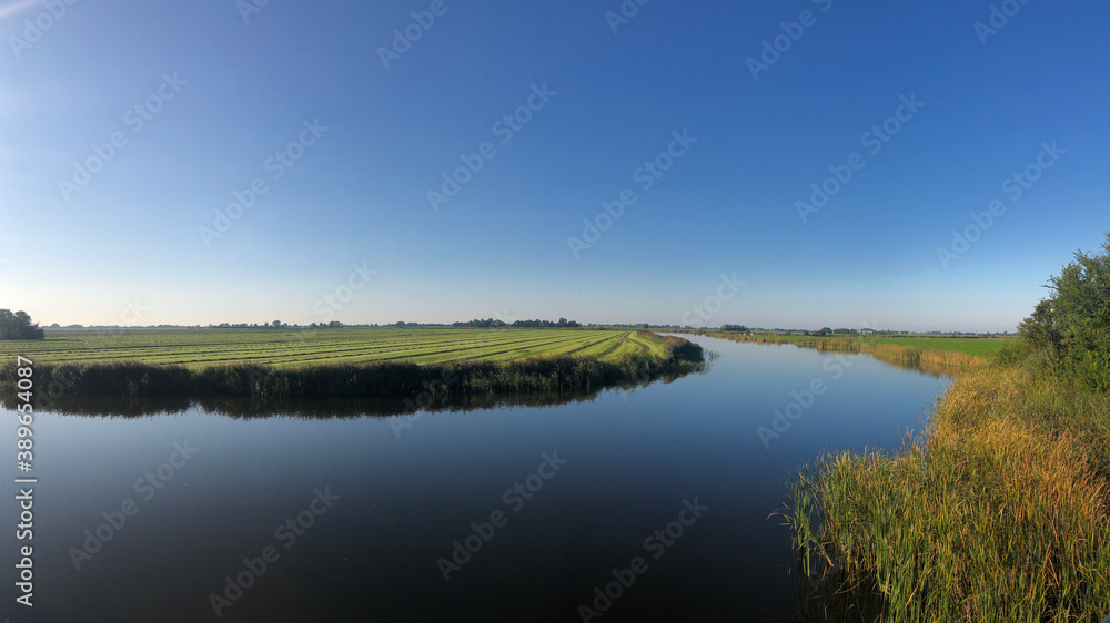 Quiet canal around tersoal