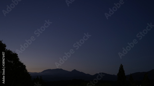 夜の大山の景観(蒜山高原SAから撮影) photo