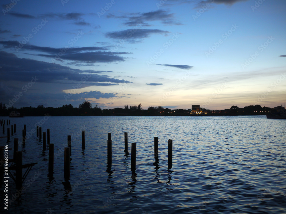 Fototapeta premium 코타키나발루의 아름다운 저녁노을