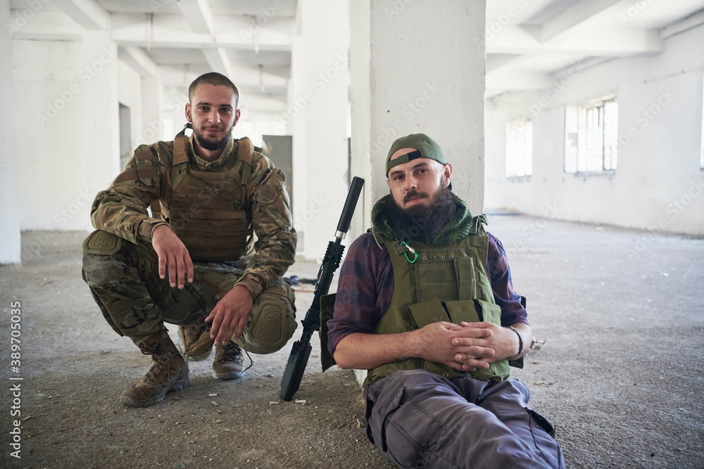 Fototapeta premium soldier squad team portrait in urban environment