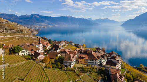 Valokuva Legends of the fall in Lavaux, Switzerland.