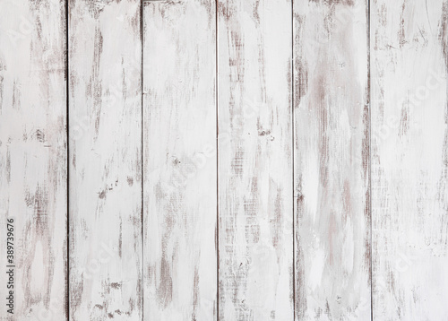 Surface constituée de planches de bois peintes en blanc vue du dessus