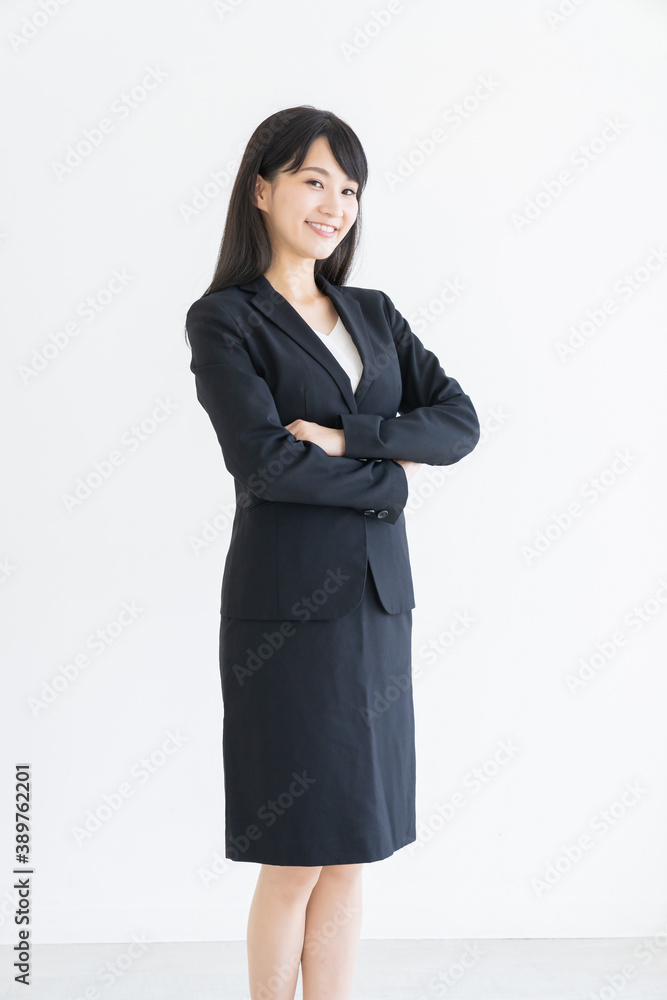 笑顔の女性　ビジネス