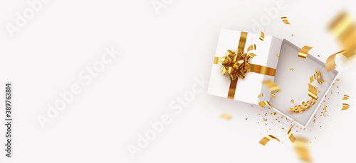 Empty Open gift box template. Xmas design Realistic decorative objects. Sale banner, surprise poster, flyer and brochure. mock up holiday. Celebrate birthday, anniversary, wedding. flat lay, top view