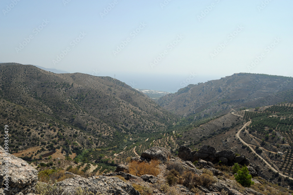 La côte vue depuis le village d'Orino à Iérapétra en Crète