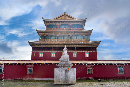The amazing view of tibetan buddhist academy and monastery - Dongga Temple on Tibet