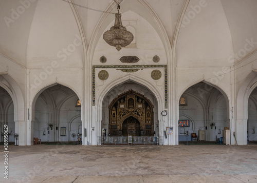 The Jama Masjid of Bijapur Mosque in the Indian state of Karnataka is one of the largest mosques in South India.